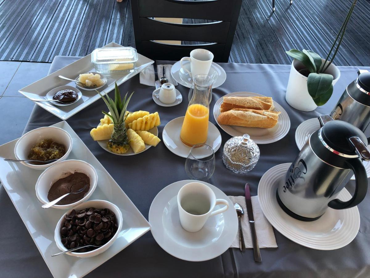 Bed and Breakfast Ferme L'Eau De Coco Saint-Paul Екстер'єр фото